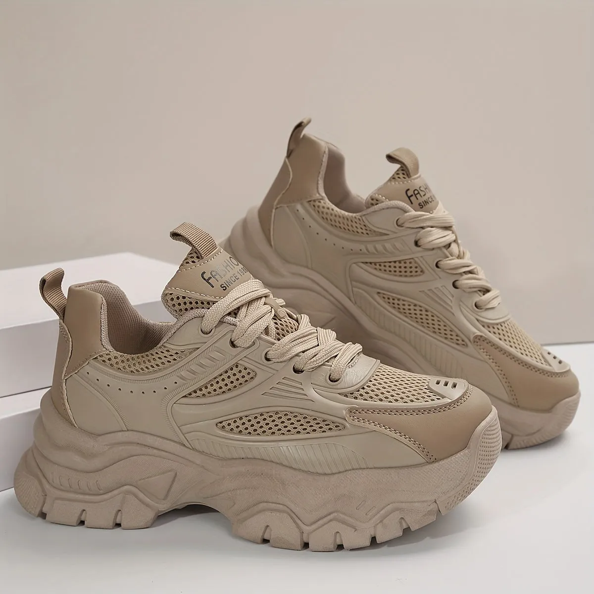 Stylish Women's Mesh Chunky Sneakers - Breathable, Lightweight, Low-Top Design for Running, Sports, Casual Outdoor Walking, Trainers with Arch Support and Cushioned Insoles for Ultimate Comfort