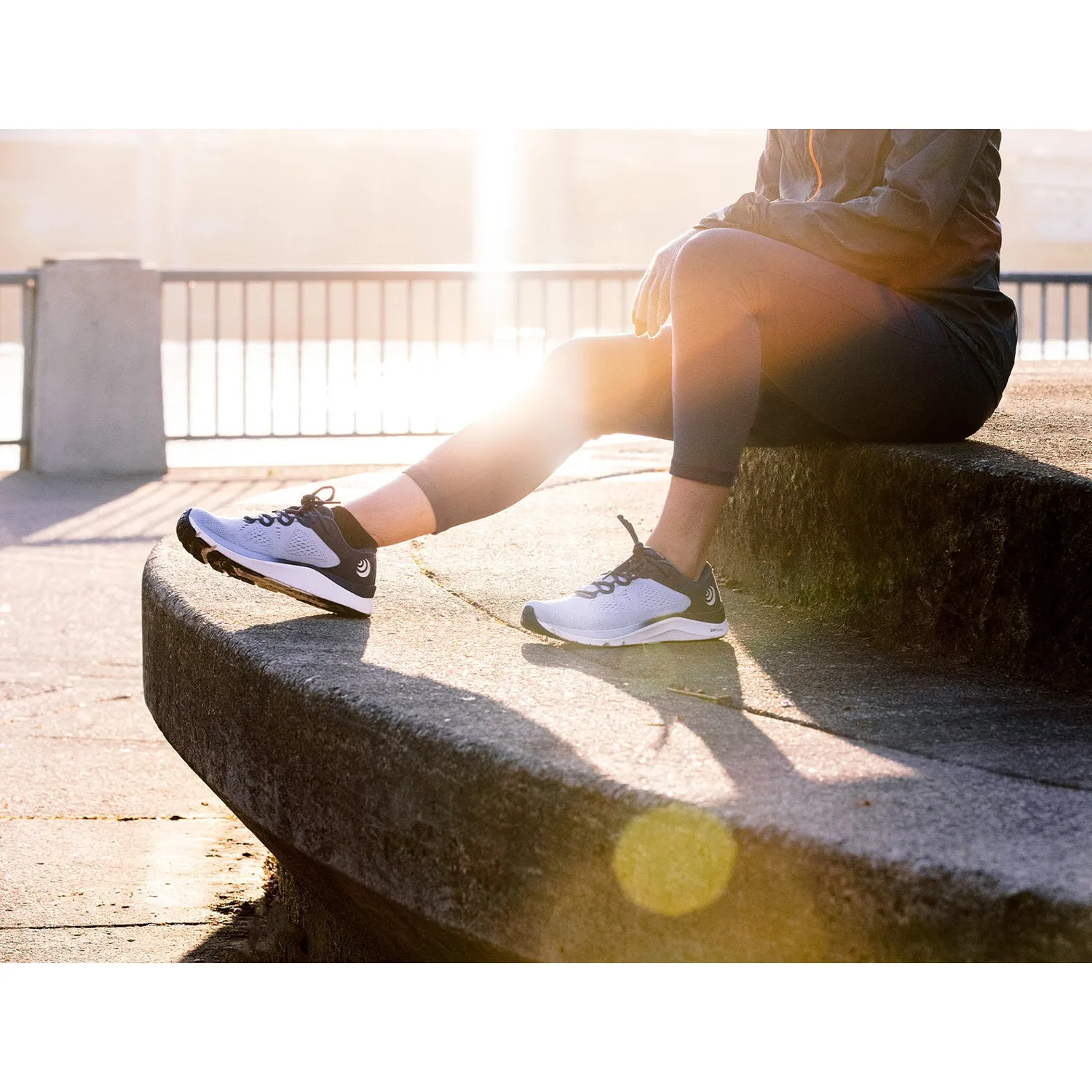 Women's Topo Fli-Lyte 4 Powder Blue/White Mesh